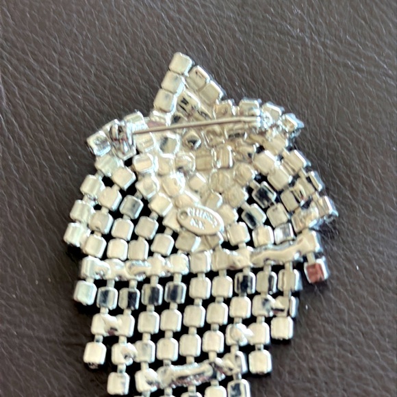 CELEBRITY N.Y. Big Rhinestone Pin/ Brooch - Picture 5 of 5